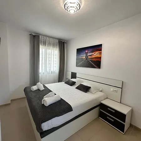 公寓 Luxury 3 Bdr By The *