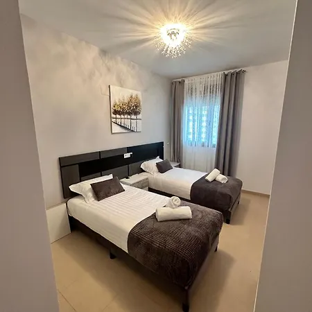 Luxury 3 Bdr By The * 貝尼多姆