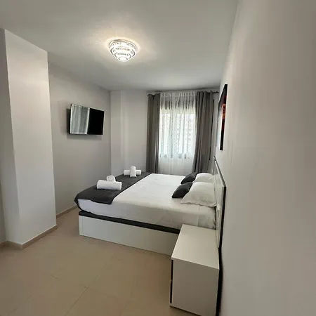 公寓 Luxury 3 Bdr By The *