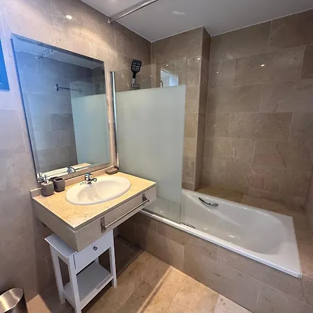 Luxury 3 Bdr By The Beach Apartamento *